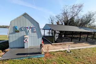 261 Azure Dr, Colonial Beach, VA 22443 - Photo 39