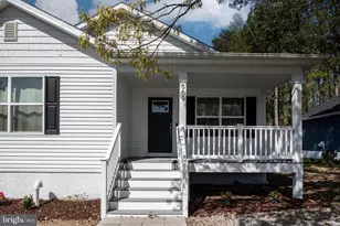 669 Lakeview Dr, Colonial Beach, VA 22443 - Photo 35