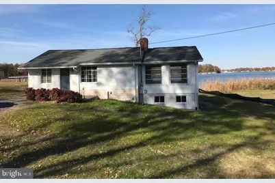 660 Shore Drive, Colonial Beach, VA 22443 - Photo 5