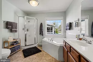 198 Cedar Ln, Colonial Beach, VA 22443 - Photo 17