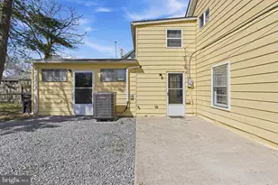 31 Bancroft Ave, Colonial Beach, VA 22443 - Photo 35