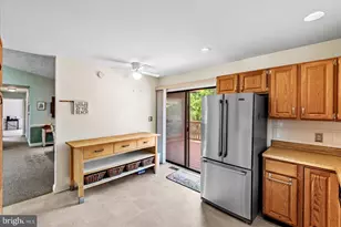 121 11th Street S, Colonial Beach, VA 22443 - Photo 17