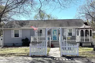 3400 Riverview Dr, Colonial Beach, VA 22443 - Photo 1