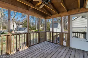 140 Greenway Dr, Colonial Beach, VA 22443 - Photo 11