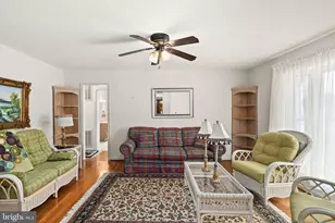 241 Potomac Ln, Colonial Beach, VA 22443 - Photo 5