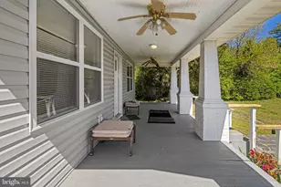 4809 Coles Point Rd, Hague, VA 22469 - Photo 9