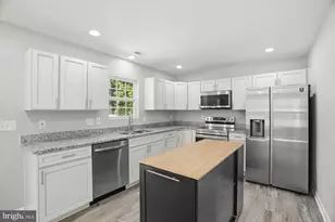 283 Shorewood Dr, Colonial Beach, VA 22443 - Photo 11