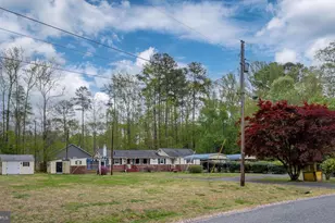 314 Lake Dr, Colonial Beach, VA 22443 - Photo 45