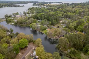 314 Lake Dr, Colonial Beach, VA 22443 - Photo 3