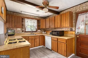 314 Lake Dr, Colonial Beach, VA 22443 - Photo 23