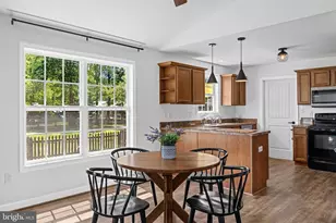 1523 Bowie Rd, Colonial Beach, VA 22443 - Photo 11