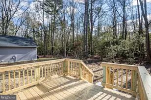 273 Azure Dr, Colonial Beach, VA 22443 - Photo 19