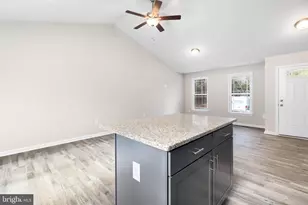273 Azure Dr, Colonial Beach, VA 22443 - Photo 15