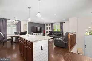 317 12th St, Colonial Beach, VA 22443 - Photo 3