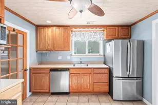 306 Locust Ave, Colonial Beach, VA 22443 - Photo 11