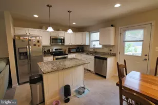 48 Rustic Ln, Colonial Beach, VA 22443 - Photo 15