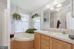 144 Stratford Cir, Colonial Beach, VA 22443 - Photo 21