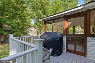 144 Stratford Cir, Colonial Beach, VA 22443 - Photo 29