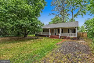 78 Woodmount Dr, Colonial Beach, VA 22443 - Photo 3