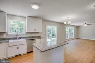 282 Circle Ln, Colonial Beach, VA 22443 - Photo 7