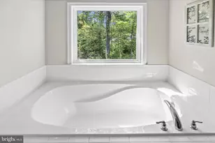 66 San Pedro Dr, Colonial Beach, VA 22443 - Photo 33