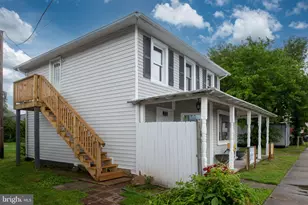 215 Irving Ave N, Colonial Beach, VA 22443 - Photo 15