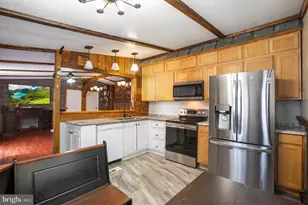 154 Worrell Ln, Colonial Beach, VA 22443 - Photo 3