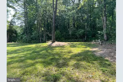 346 Brooks Drive, Colonial Beach, VA 22443 - Photo 5