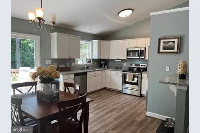 346 Brooks Drive, Colonial Beach, VA 22443 - Photo 9