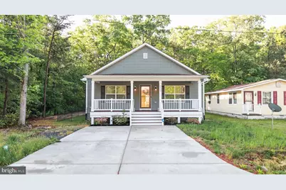 230 12th Street, Colonial Beach, VA 22443 - Photo 1