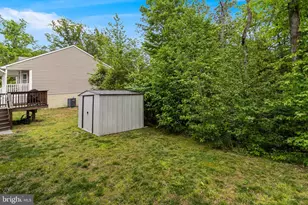 32 Placid Rd, Colonial Beach, VA 22443 - Photo 37
