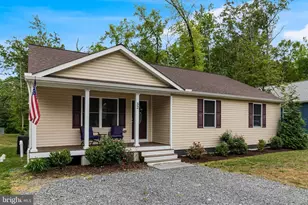 32 Placid Rd, Colonial Beach, VA 22443 - Photo 3