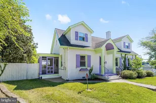 312 Madison St, Colonial Beach, VA 22443 - Photo 3