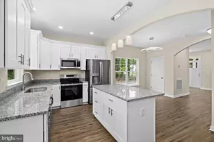 113 Laurel Ln, Colonial Beach, VA 22443 - Photo 21