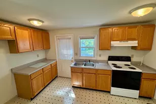 124 10th, Colonial Beach, VA 22443 - Photo 3