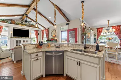 1010 Monroe Bay Avenue, Colonial Beach, VA 22443 - Photo 13
