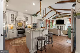 1010 Monroe Bay Ave, Colonial Beach, VA 22443 - Photo 11