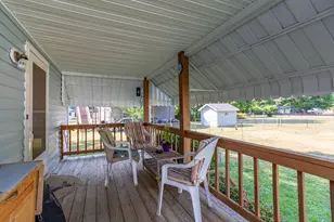 360 Cedar Ln, Colonial Beach, VA 22443 - Photo 15