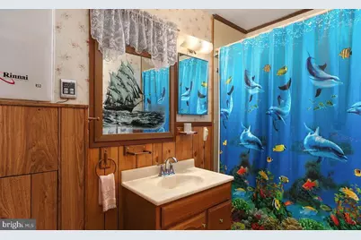 314 Lake Drive, Colonial Beach, VA 22443 - Photo 11