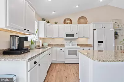 305 Cedar Lane, Colonial Beach, VA 22443 - Photo 13