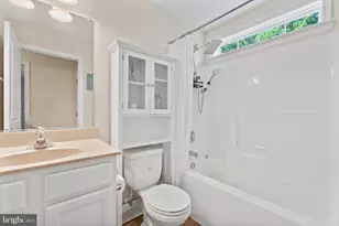 305 Cedar Ln, Colonial Beach, VA 22443 - Photo 17