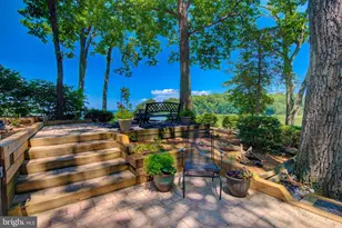 579 Bay Pointe Dr, Montross, VA 22520 - Photo 9
