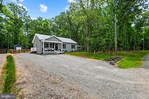 284 Shorewood Dr, Colonial Beach, VA 22443 - Photo 5