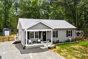 284 Shorewood Dr, Colonial Beach, VA 22443 - Photo 3