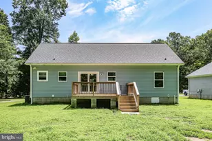 1129 Albrough Blvd, Colonial Beach, VA 22443 - Photo 25
