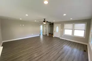 77 Lakeview Dr, Colonial Beach, VA 22443 - Photo 7