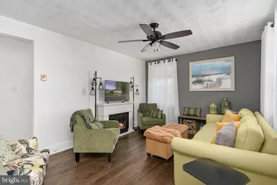 305 Locust Avenue, Colonial Beach, VA 22443 - Photo 5