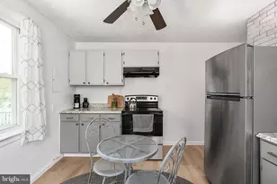 305 Locust Ave, Colonial Beach, VA 22443 - Photo 17