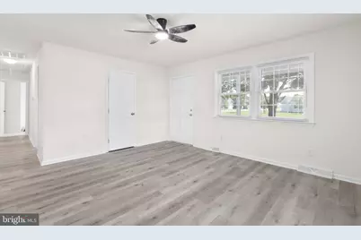 333 Santa Maria Avenue, Colonial Beach, VA 22443 - Photo 9