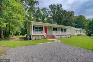 1029 Mattox Ave, Colonial Beach, VA 22443 - Photo 3